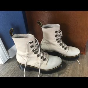 Dr Martens Leona Bone sz US7 slight staining